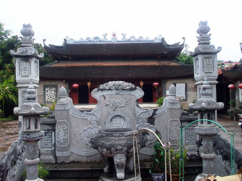 Đền Mẫu Lào Cai bao gồm 9 gian thờ chính