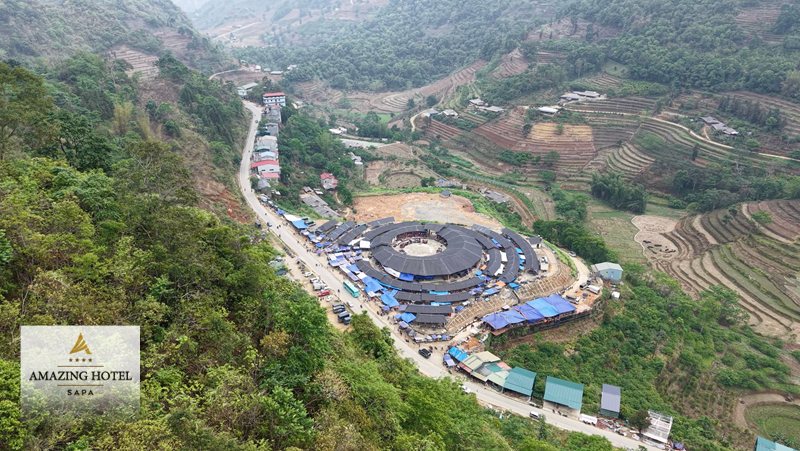 Mua quà lưu niệm mang đậm dấu ấn Tây Bắc