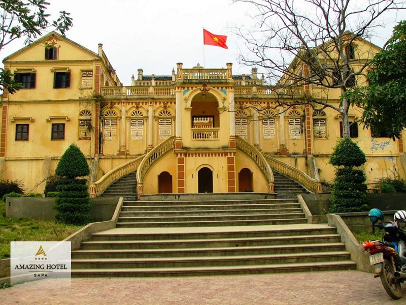 Dinh Hoàng A Tưởng - Bên trong dinh có gì