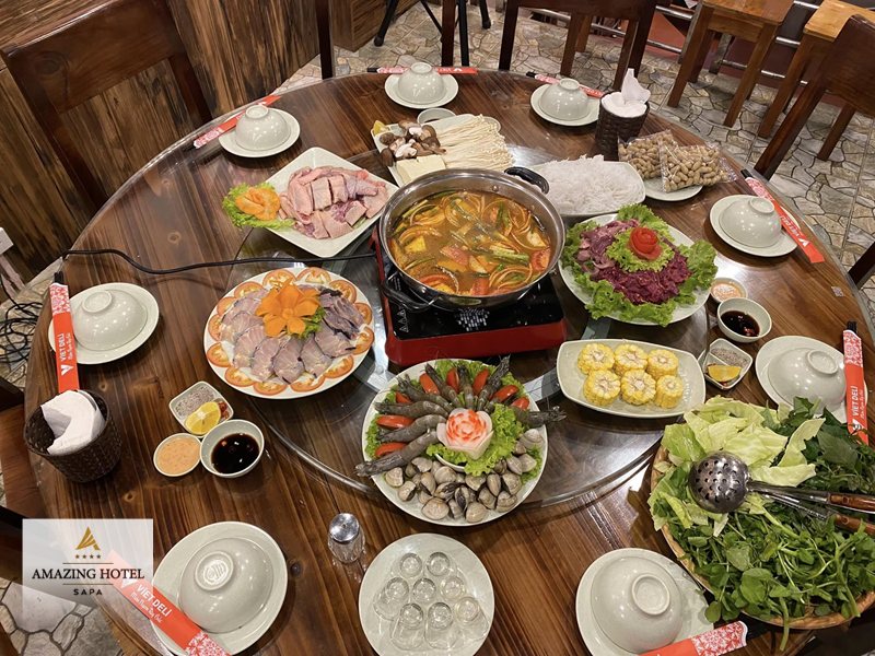 Nhà hàng Sapa ngon - Nhà hàng Sapa ngon trong khách sạn: được gì, mất gì